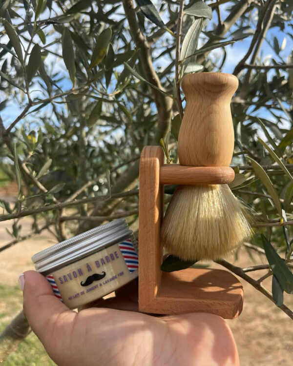 Coffret savon à barbe, blaireau et porte blaireau